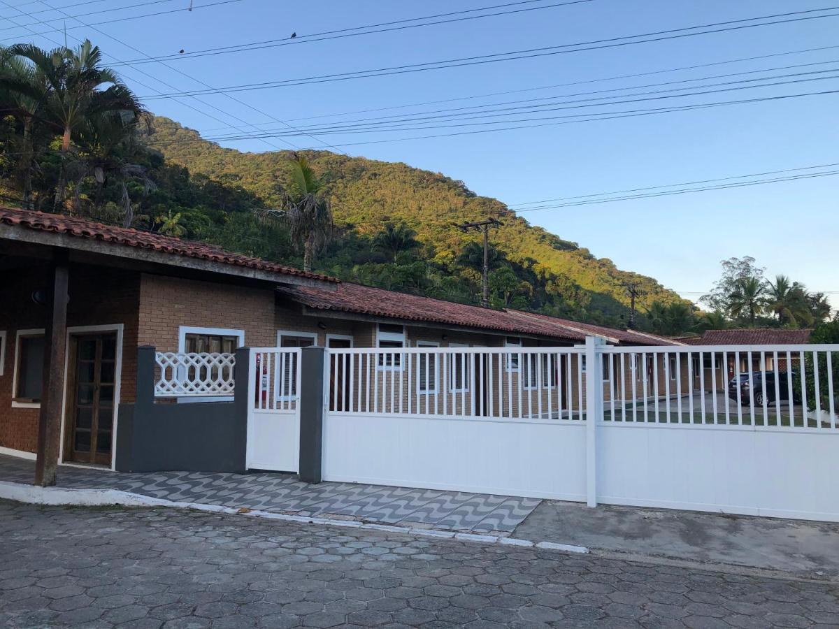 Hotel Pousada Nosso Cantinho Ubatuba Exterior photo